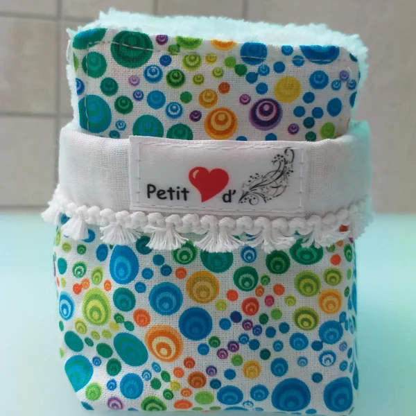 Lingettes multicolores