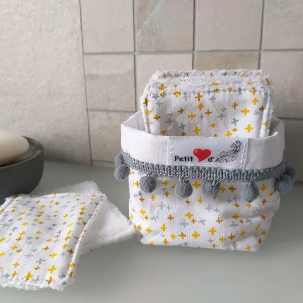 Lingettes croix jaunes