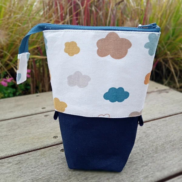 Trousse d'école nuages