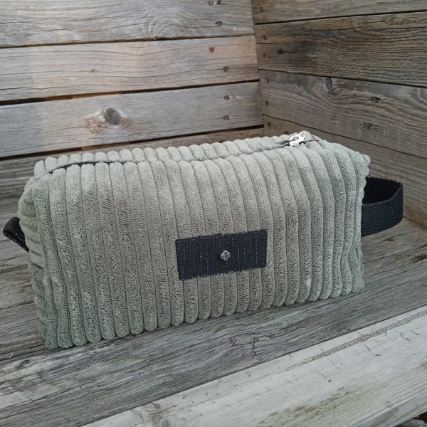 Trousse de toilette velour grosses côtes vert amande