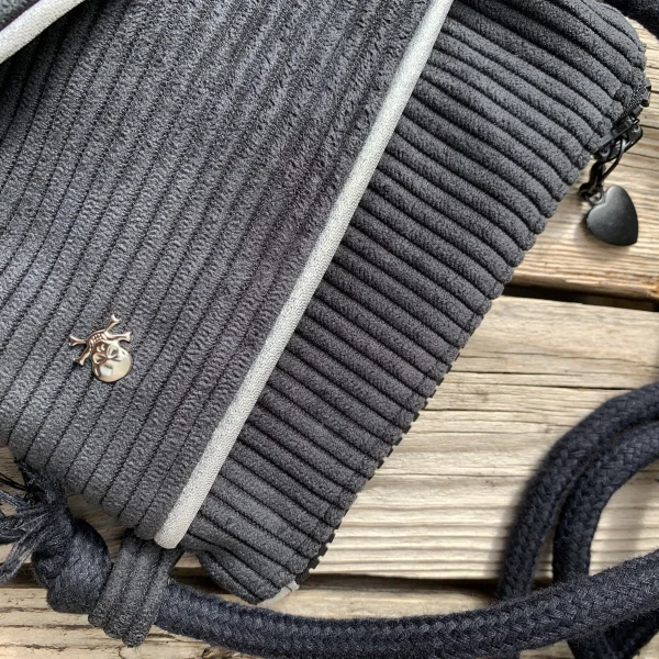 Pochette velours noir