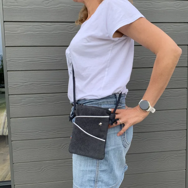 Pochette velours noir