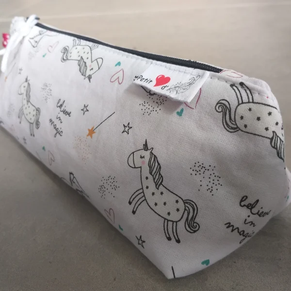 Trousse licornes