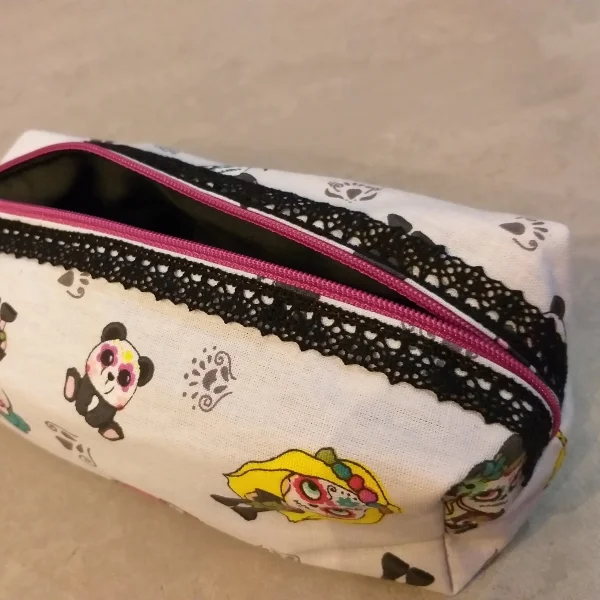 Trousse petits monstres