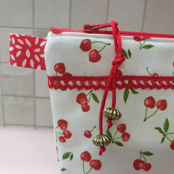 Trousse cerises
