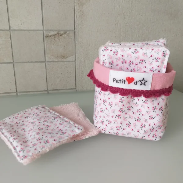 Lingettes fleurs roses